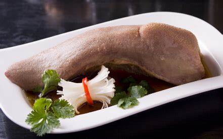 和牛牛舌 slow cook wagyu ox tongue（以低溫慢煮6小時）250-300g